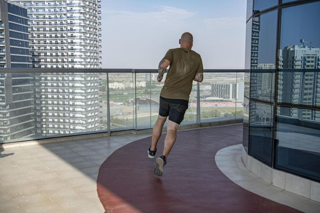 Studio In The Heart Of Sports City -Great View & Amenities! 迪拜 外观 照片